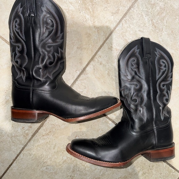 Stylish Black Western Boots